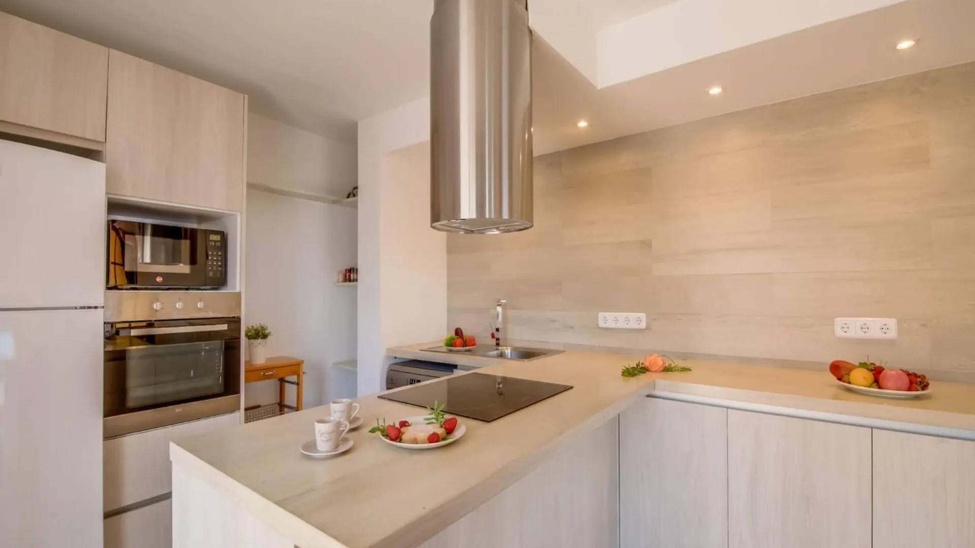 5 Bedroom Holiday Home, Capdepera Spain