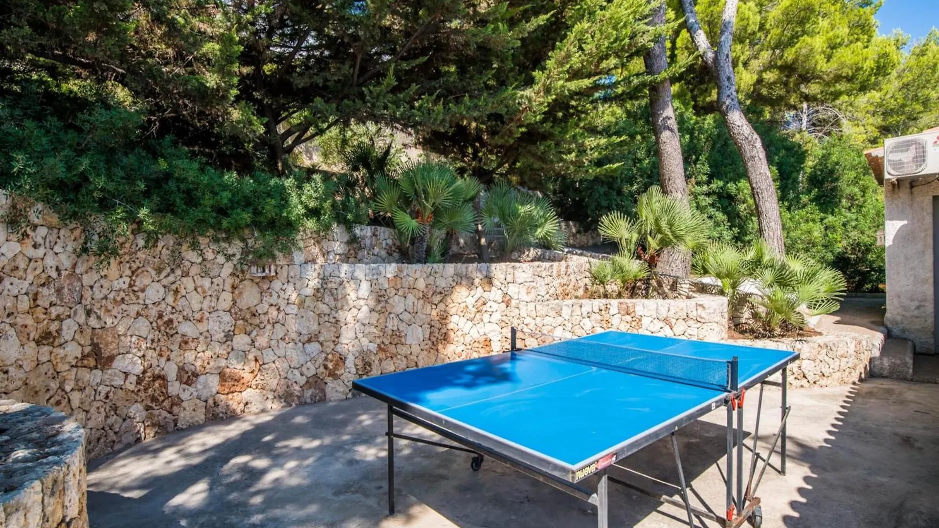 5 Bedroom Holiday Home, Capdepera Spain